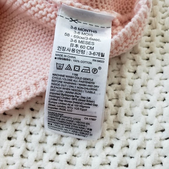 GAP Bundle Knit Bear Sweater and Hat NWT - Picture 4 of 5